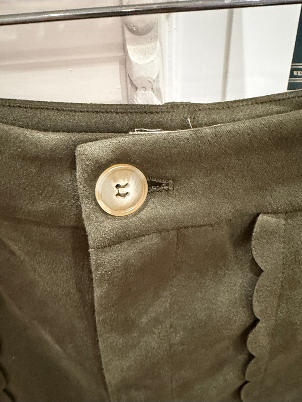 Jodifl Olive Faux Suede Scalloped Wide Leg Cropped Pants L - Picture 4 of 12